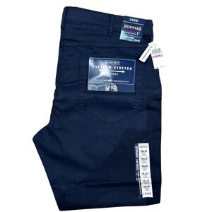 Izod Men's Relaxed Fit Jeans - Deep Blue